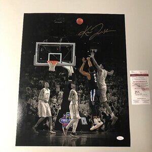 Kris Jenkins Autograph Signed Villanova Wildcats Spotlight Shot 16x20 Photo JSA